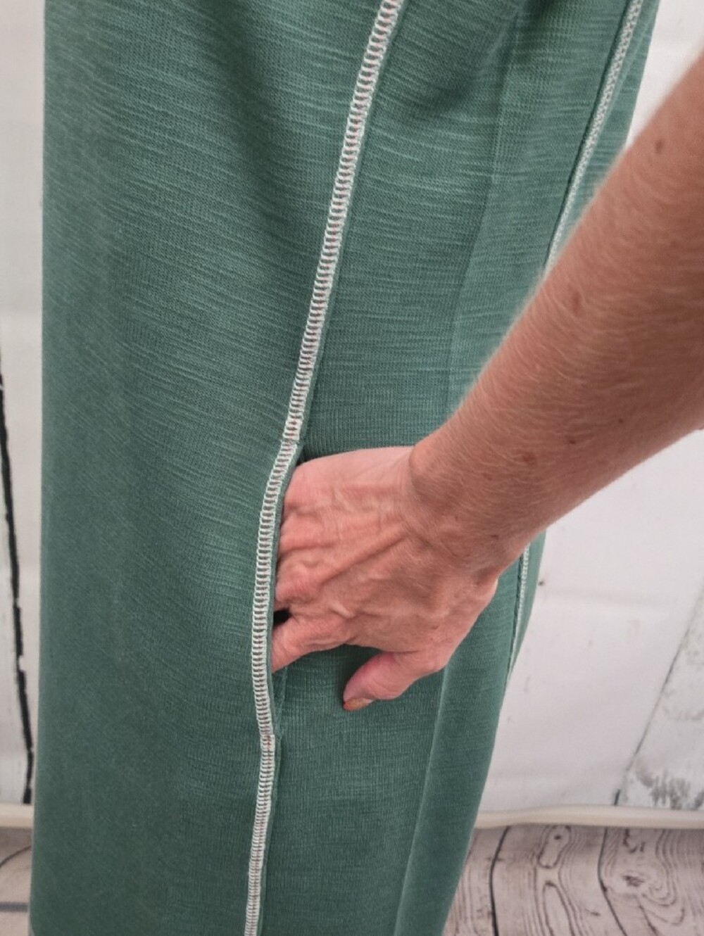 Tommy Bahama Green Zip-Front Short Sleeve Dress - Picture 5 of 14